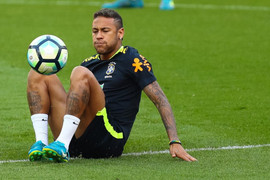 Neymar nói thật về chấn thương, tuyển Brazil lo sốt vó