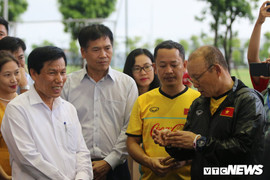 'Phải phân định rõ tầm nhìn của Bộ trưởng và Chủ tịch VFF'