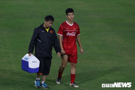 Tuyển Việt Nam lo phục hồi thể lực, gấp rút tìm người thay Văn Thanh