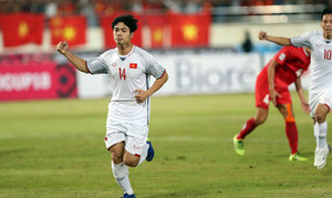 Tuyển Việt Nam giấu bài trong trận gặp Lào: Dấu ấn Công Phượng, Văn Quyết