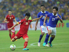 Từng 2 lần đánh bại tuyển Việt Nam, lão tướng Malaysia dè chừng Văn Quyết