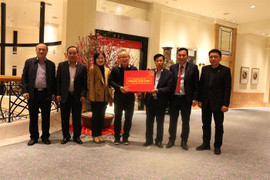 HLV Park Hang Seo về Hàn Quốc nghỉ ngơi, được Thủ tướng tặng quà Tết