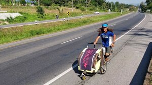 Người Việt Nam đầu tiên chạy 4.500km từ Hà Nội đến Singapore