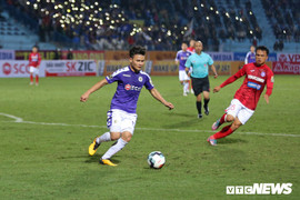 Quang Hải 'chán bóng', Bùi Tiến Dũng ngồi ngoài thêm ít nhất 10 ngày