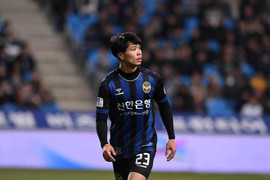Incheon United bán nửa đội hình sau khi chia tay Công Phượng
