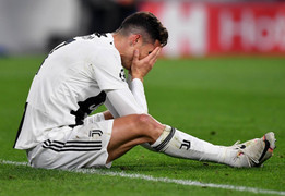 Luật sư săn tìm địa chỉ nhà Ronaldo, quyết lôi ra tòa kiện tội hiếp dâm