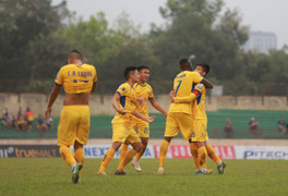 Đánh bại SHB Đà Nẵng, Sông Lam Nghệ An áp sát ngôi đầu bảng V-League