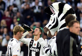 Juventus vô địch Serie A: Ronaldo lập kỷ lục, xứng danh 'kẻ chinh phục' châu Âu