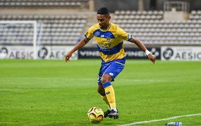 'Cầu thủ Việt kiều không nhanh hơn Văn Đức, không khéo hơn Quang Hải thì chẳng giải quyết được gì'