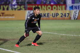 Bùi Tiến Dũng khiến HLV Hà Nội hài lòng, có thể bắt chính trận tiếp theo