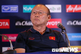 Thái Lan vs Việt Nam: HLV Park Hang Seo không cần chơi tất tay