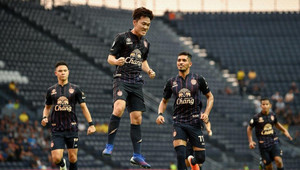 Buriram United sắm toàn 'hàng khủng', Xuân Trường bị trả về sớm là bình thường