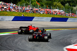 Đua xe F1 Austrian GP: Thoát tội hất đối thủ khỏi đường đua, Verstappen chiến thắng nghẹt thở