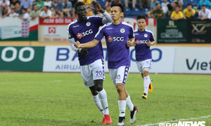 Toả sáng ở Hà Nội FC, Văn Quyết trở lại tuyển Việt Nam đá vòng loại World Cup?