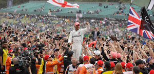 Đua xe F1 British GP: Đội Mercedes lại 'vô đối', Lewis Hamilton phá kỷ lục