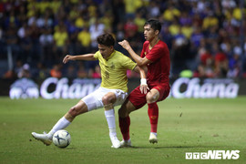 Việt Nam vs Thái Lan: HLV Park Hang Seo sẽ 'đánh cược' với Đoàn Văn Hậu?