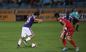 Chuyên gia quốc tế khen hay hơn Quang Hải, Văn Quyết đáp trả khiêm tốn