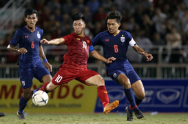 Mất quyền tự quyết vào bán kết, U18 Việt Nam phải cổ vũ U18 Thái Lan
