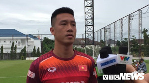 Tiền vệ Huy Hùng: Tuyển Việt Nam phải tập trung 'bắt chết' Messi Thái
