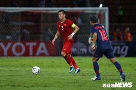 VFF khẳng định không 'vô tâm' với Quế Ngọc Hải, Trọng Đại: HLV Viettel nói gì?