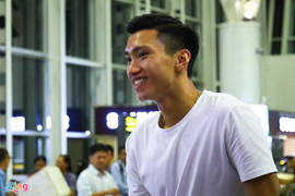 Chỉ kịp tập 2 ngày, Đoàn Văn Hậu khó đá chính cho SC Heerenveen trận tiếp theo