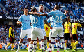 Lập kỷ lục ghi 5 bàn trong 18 phút, Man City đè bẹp Watford 8-0