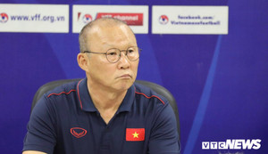 HLV Park Hang Seo chỉ đạo từ xa trận U22 Việt Nam vs U22 UAE