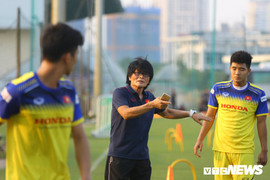 Trọng Đại tập tễnh, Đình Trọng, Phan Văn Đức bắt đầu tập nhẹ