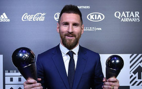 HLV Park Hang Seo bầu Salah nhưng Messi giành giải FIFA The Best