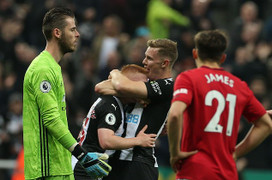 MU tệ nhất trong 30 năm, De Gea cay đắng xác định mất luôn cả mùa giải