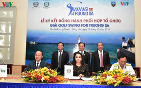 Golf Swing for Trường Sa: VOV nêu cao tình đoàn kết quân dân biển đảo