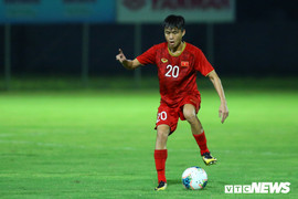 HLV Park Hang Seo loại 5 cầu thủ U22 Việt Nam, lấy chỗ cho Quang Hải, Văn Hậu