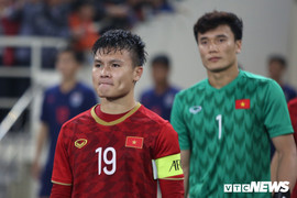 U22 Việt Nam dự SEA Games: Bùi Tiến Dũng số 1, số 10 bỏ trống