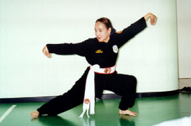 Ly kỳ thế võ biến ảo giết cọp của võ sư Việt môn phái 'Võ Tòng đả hổ'