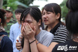 Nữ sinh ĐH Ngoại thương bị lũ cuốn: Cả quê nghèo tiếc thương cô học trò ngoan