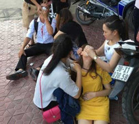 Triệu tập con trai phó chủ tịch huyện đánh bạn gái cũ ngất xỉu sau lễ đính hôn