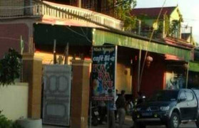 Hỗn chiến trong quán karaoke, một thanh niên bị đâm chết