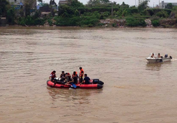 Bỏ lại xe đạp, người đàn ông lao mình xuống sông tự tử