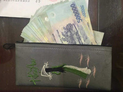 Cảnh sát truy đuổi hai tên cướp trên phố Hà Nội