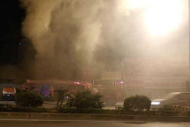 Cửa hàng sửa xe máy bốc cháy ngùn ngụt rạng sáng mùng 1 Tết