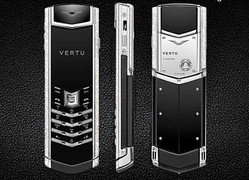 Những chiếc điện thoại Vertu đắt nhất Việt Nam
