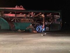 Nổ xe khách, 14 người thương vong: Thông tin mới nhất