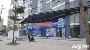 Rơi từ tầng 17 chung cư, bé trai 5 tuổi chết thương tâm