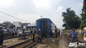 Vì sao tàu hỏa trật bánh 2 lần liên tiếp tại cùng một địa điểm ở Hà Nội?