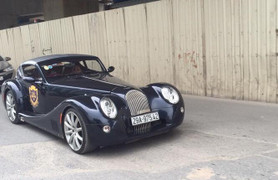 Siêu xe thân gỗ Morgan Aero Supersport 'siêu độc' lăn bánh tại Hà Nội