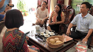 Đại diện Webtretho đến tận nhà xin lỗi gia đình liệt sĩ Dương Văn Bắc