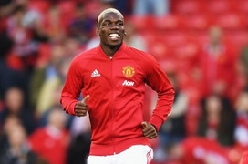 Đá bết bát, Manchester United vẫn tăng trưởng mạnh lợi nhuận