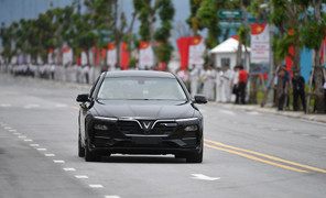 Chiếc ô tô VinFast được Thủ tướng trải nghiệm có gì đặc biệt?