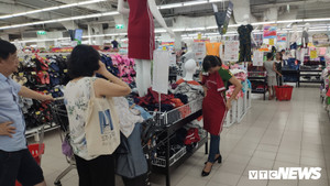 Người tiêu dùng dọa 'tẩy chay' nếu bị Big C ép mua hàng ngoại