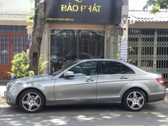 Mất giá nhanh, nhiều mẫu Mercedes-Benz cũ chỉ còn giá 400 triệu đồng